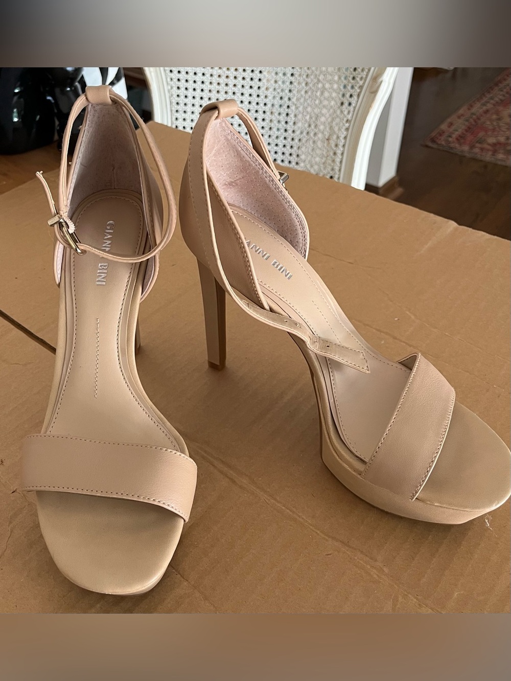 New Gianni Bini Beige Ankle-Strap Platform Heels - size 8